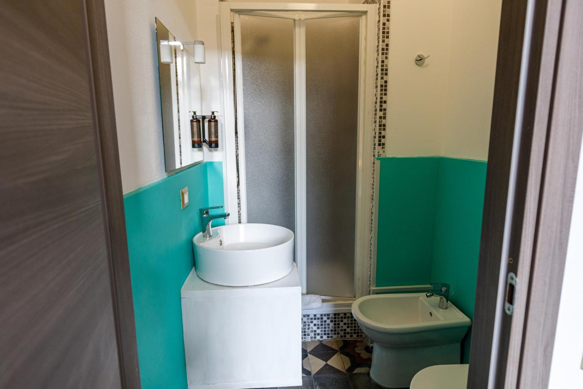 Onlyrooms III - Recommended For Under 30S Cagliari Szoba fotó