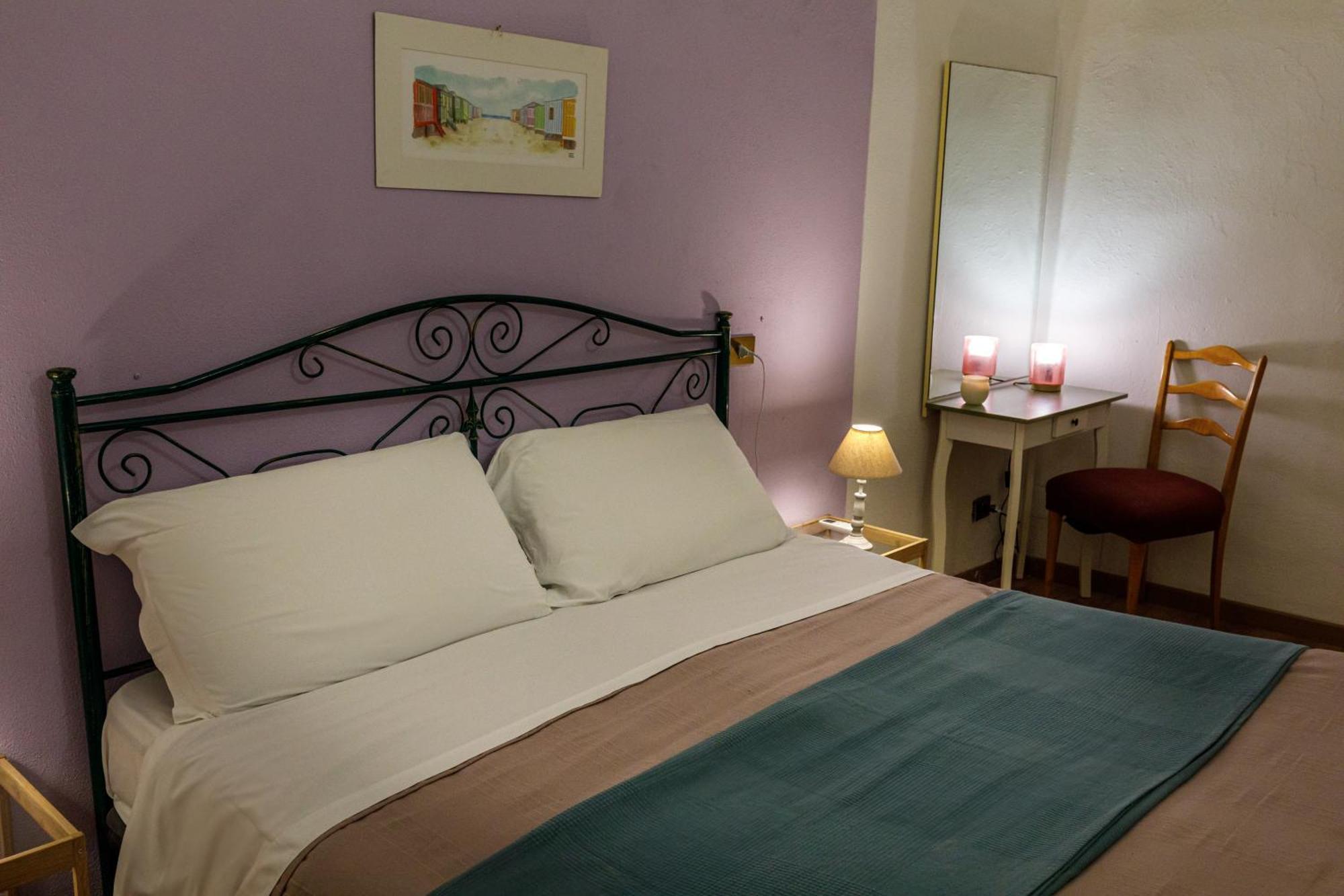 Onlyrooms III - Recommended For Under 30S Cagliari Szoba fotó