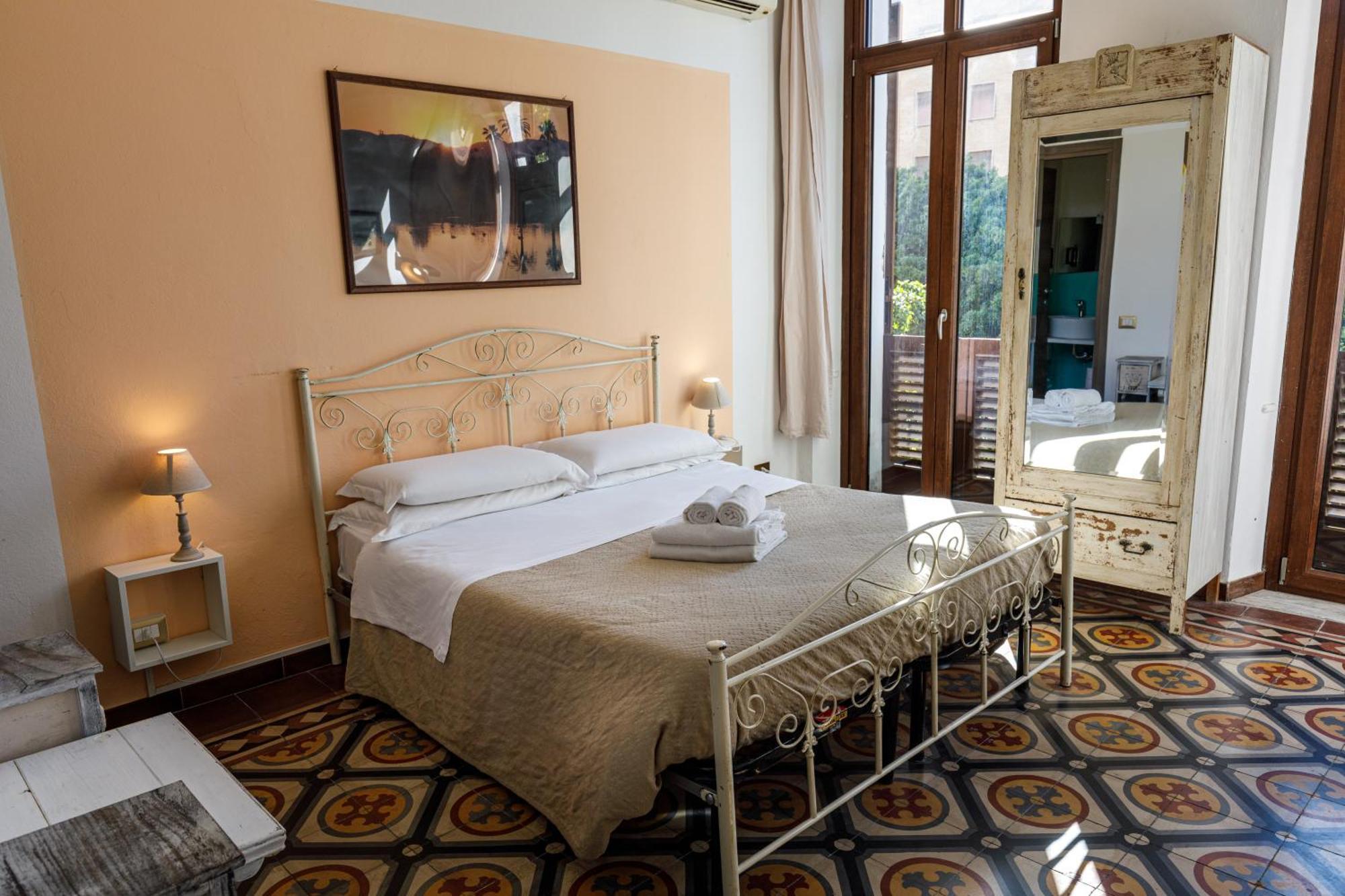 Onlyrooms III - Recommended For Under 30S Cagliari Kültér fotó